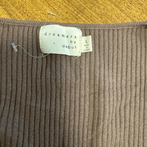 Dreamers by debut sweater size large NWOT - Picture 4 of 4